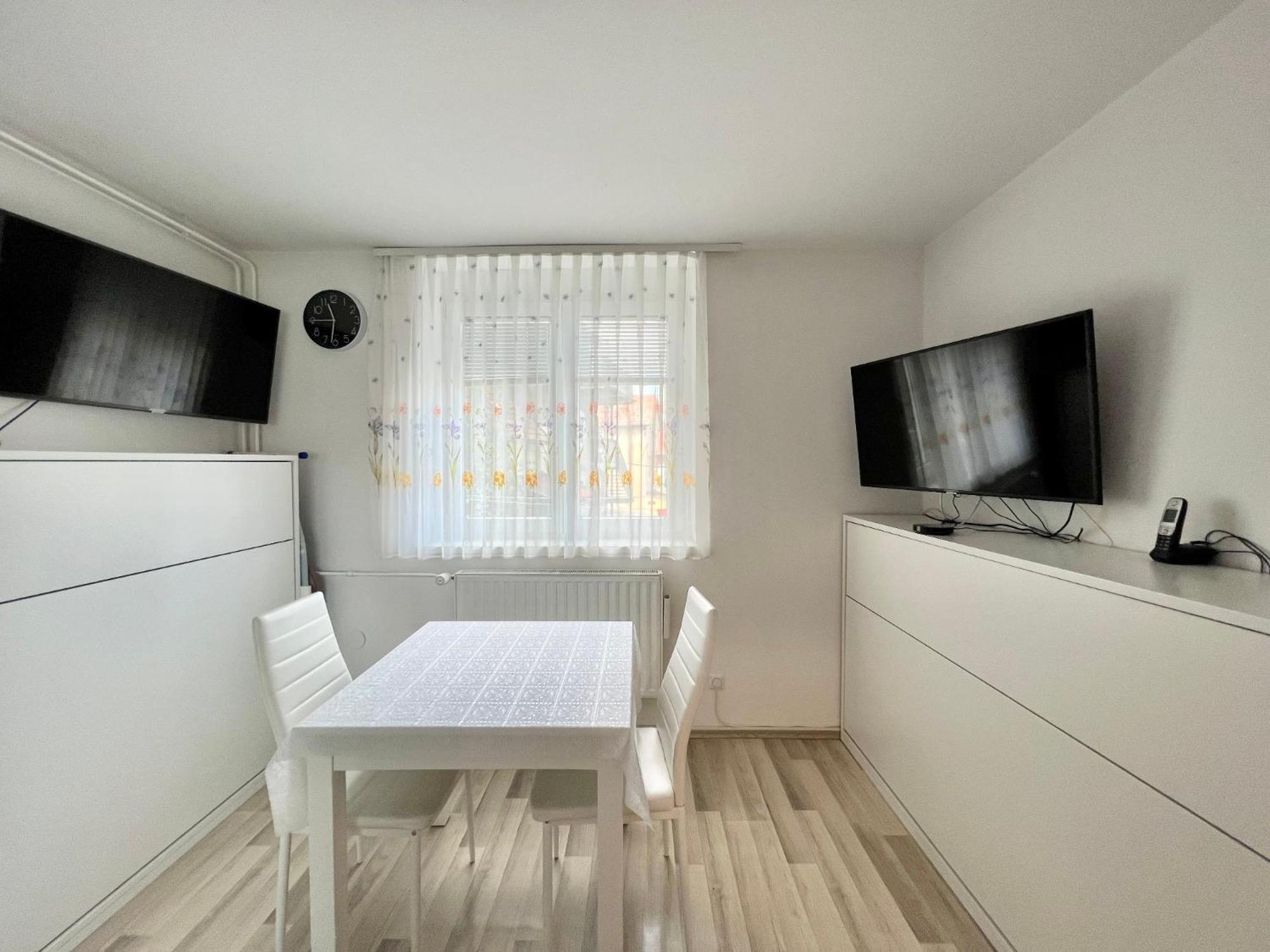 Apartment Z&R Ljubljana Exteriör bild